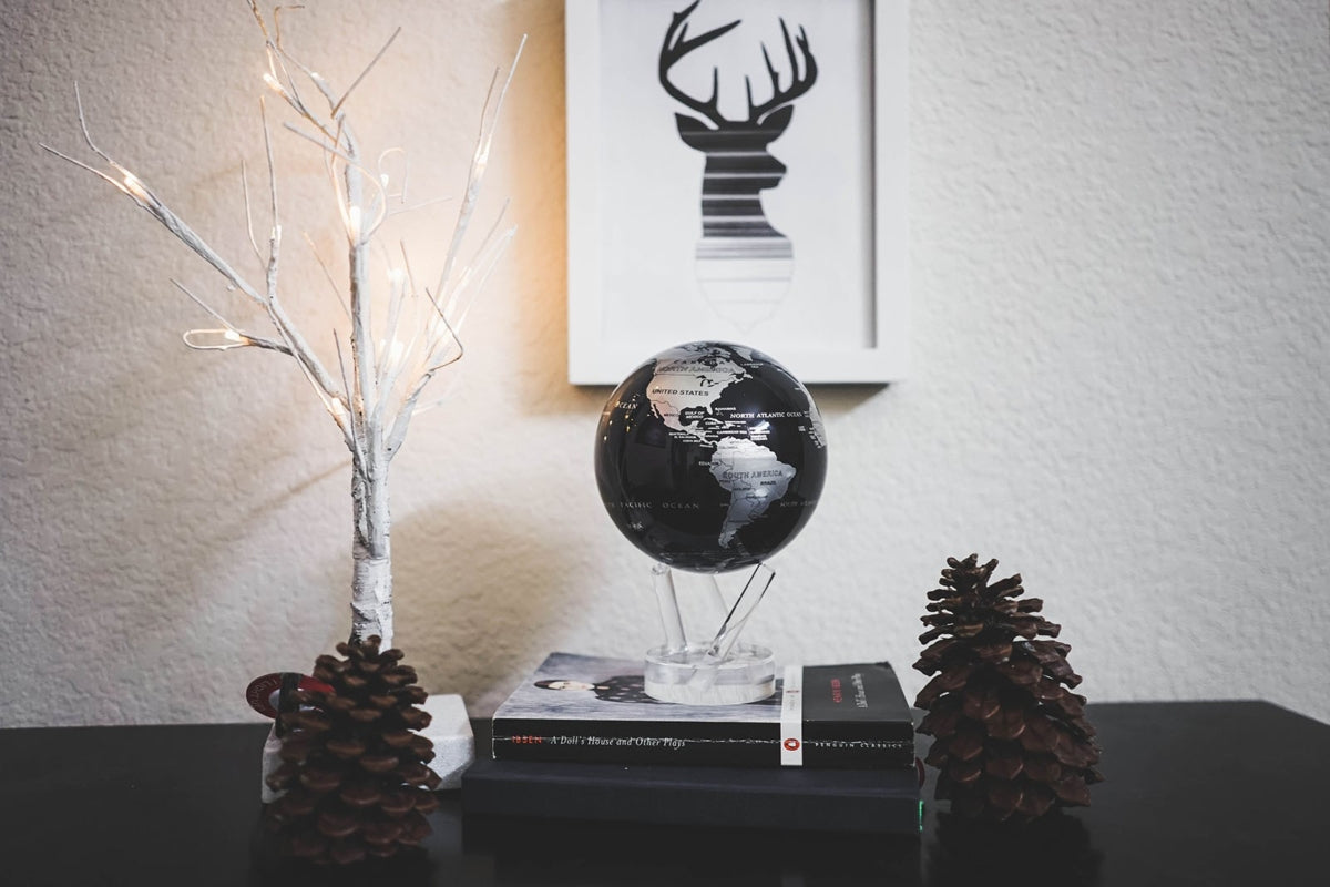Black_and_Silver_MOVA_Globe2_1