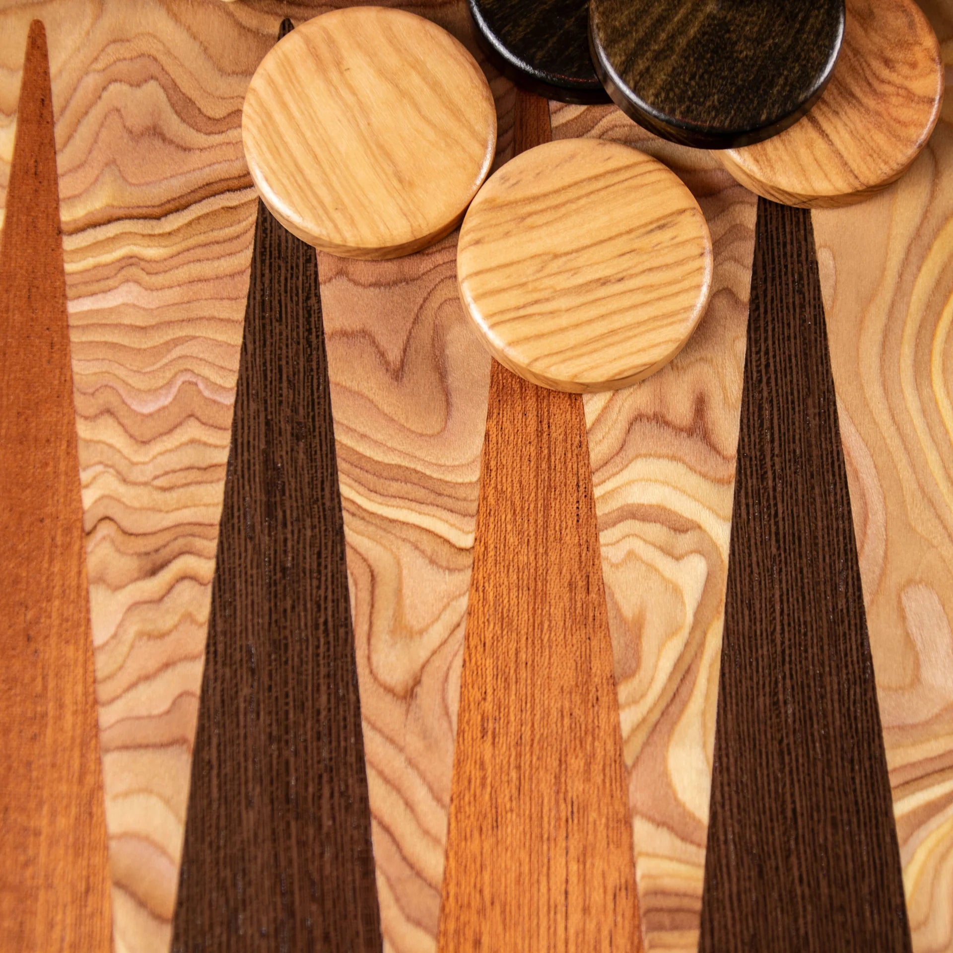 Manopoulos - OLIVE BURL (olive wood checkers) Backgammon