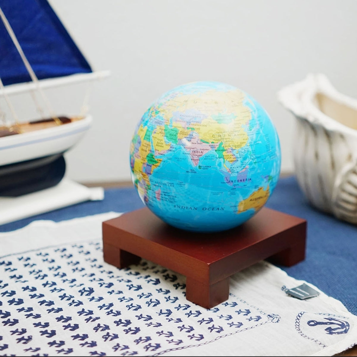 POLITICAL MAP BLUE MOVA GLOBE